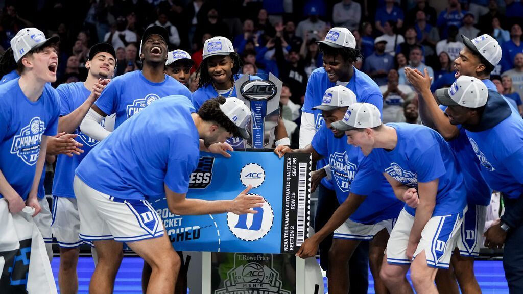 Miami (Ohio), o echipă „outsider” în March Madness, stârnește controverse Sezonul regulat impecabil, cu o serie impresionantă de victorii, nu a fost suficient pentru Miami (Ohio) să obțină un loc favorabil în turneul NCAA de baschet universitar