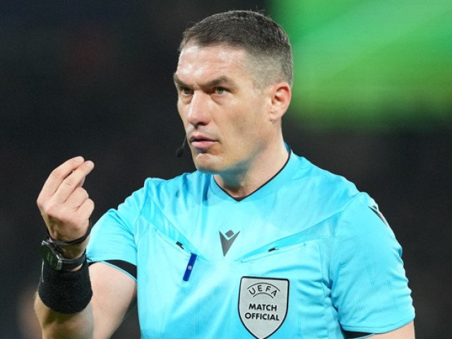 Istvan Kovacs, delegat la roma – bologna în europa league, nu va arbitra în ucl Arbitrul român Istvan Kovacs a fost delegat să conducă meciul dintre AS Roma și Bologna din optimile Europa League, după ce UEFA nu l-a inclus pe lista arbitrilor pentru returul optimilor de finală din UEFA Champions League