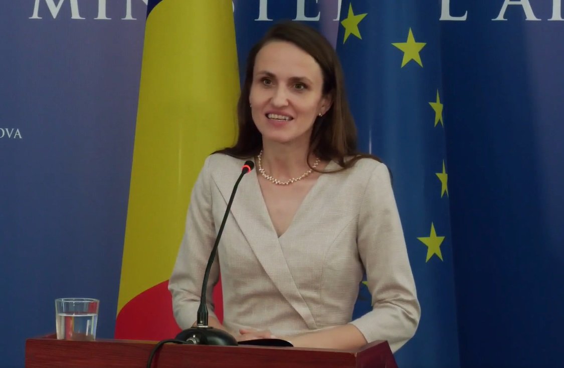 Ministrul de Externe: Românii sunt în siguranță, nu există amenințări directe din partea Iranului Ministrul Afacerilor Externe, Oana Țoiu, a declarat miercuri că cetățenii români nu se confruntă cu amenințări directe din partea Iranului