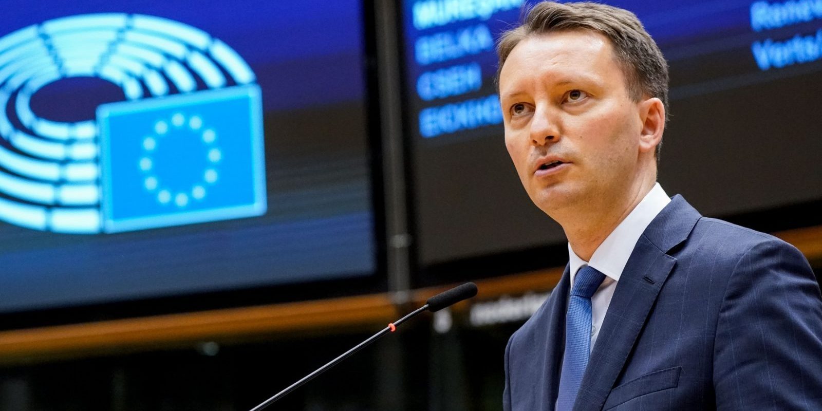Mureșan critică PSD pentru apropierea de AUR: „a vrut să saboteze bugetul” Europarlamentarul Siegfried Mureșan a criticat dur Partidul Social Democrat (PSD), acuzând formațiunea de guvernare că a încercat să saboteze acordul de coaliție prin apropierea de Alianța pentru Unirea Românilor (AUR)