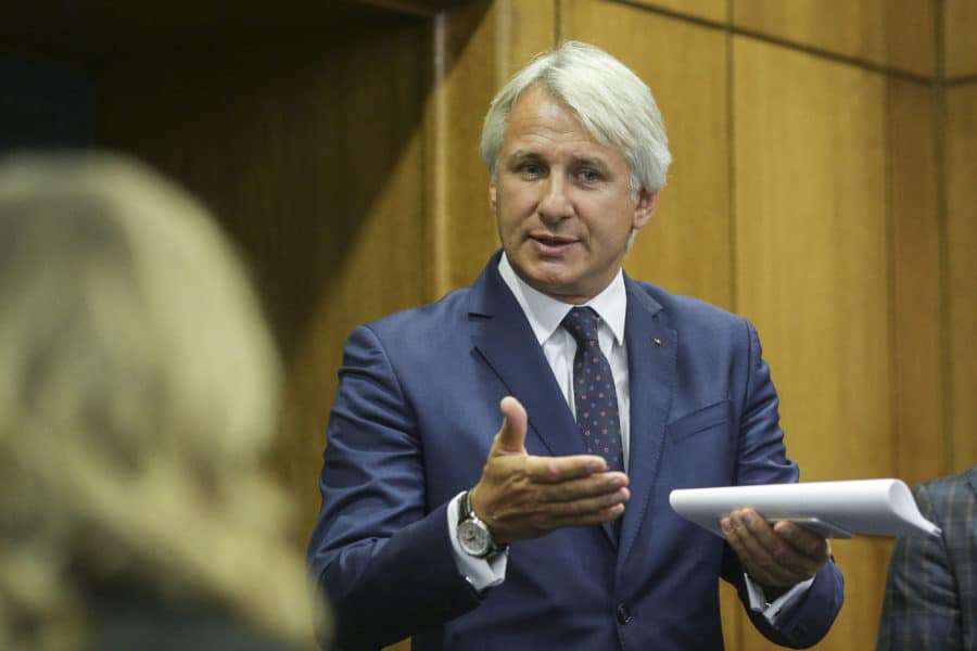 Orlando Teodorovici, director în cadrul Curții de Conturi, este vizat de o plângere disciplinară care solicită desfacerea contractului său de muncă