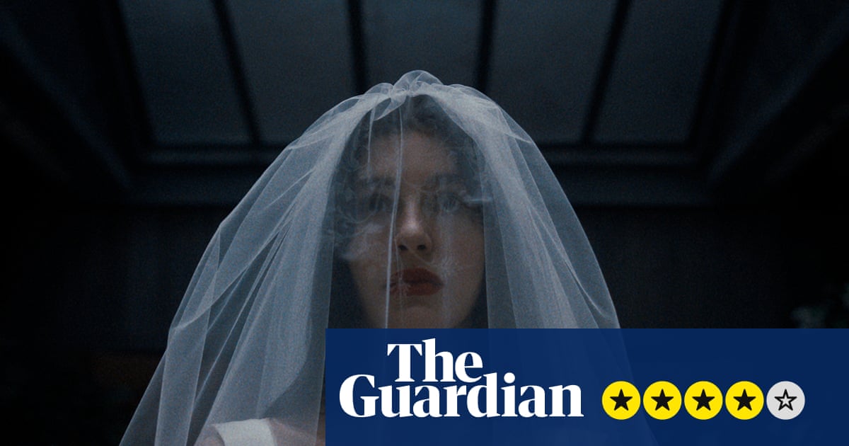 Un nou serial horror, „Something Very Bad Is Going to Happen”, zguduie Netflix cu o poveste despre nunți, secrete de familie și coșmaruri ascunse