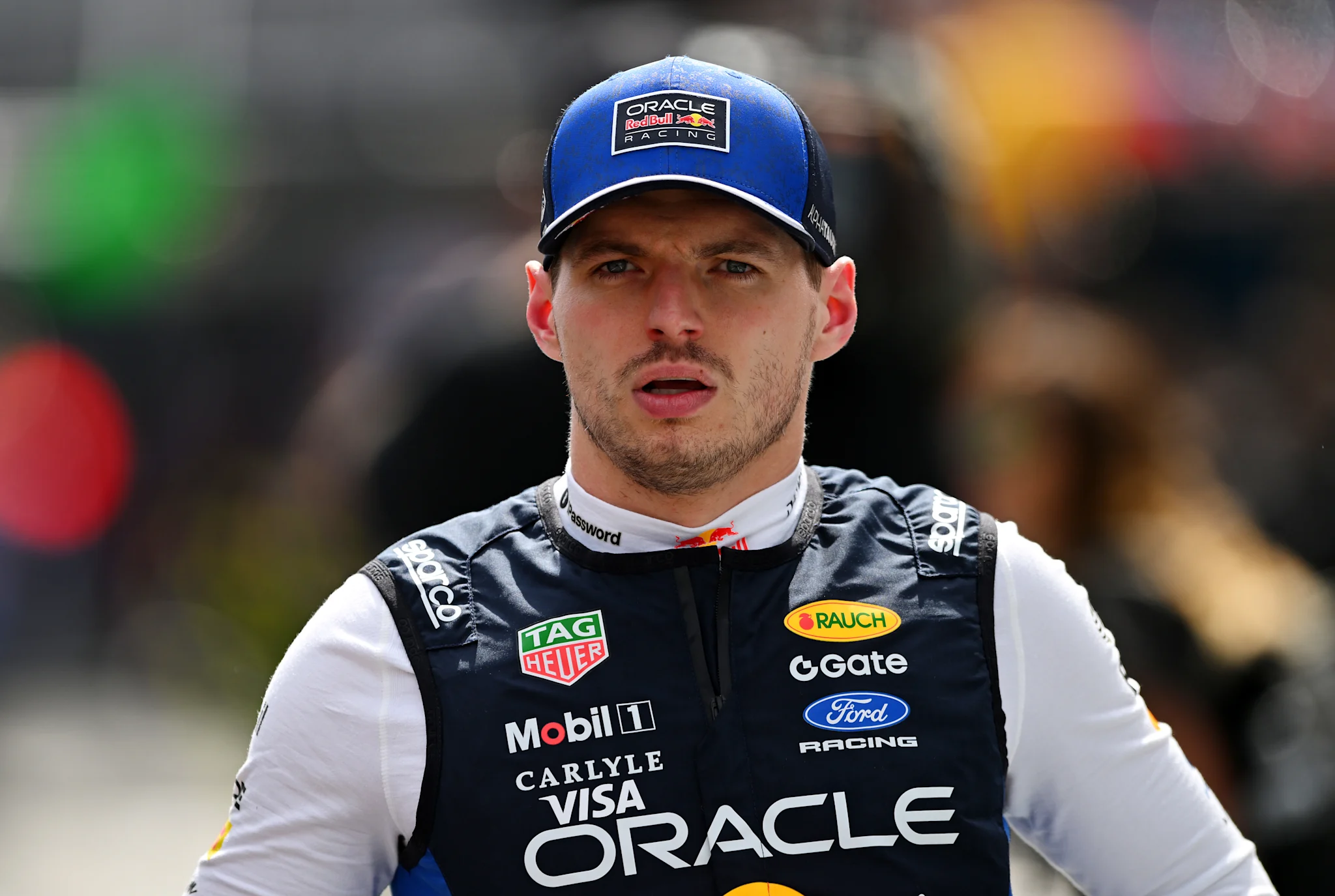 Verstappen, resemnat în fața superiorității Mercedes, după o cursă de recuperare la Melbourne Melbourne, Australia – Max Verstappen, campionul mondial en-titre de Formula 1, a recunoscut că distanța mare față de Mercedes înregistrată la Marele Premiu al Australiei nu reprezintă o surpriză și nu va schimba cu nimic strategia echipei Red Bull