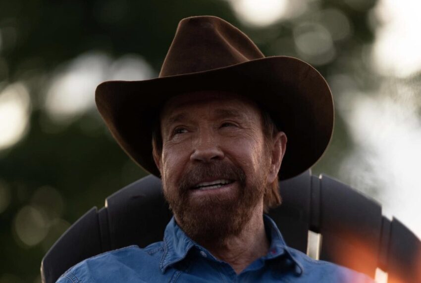 Chuck Norris, internat de urgență într-un spital din Hawaii Actorul american Chuck Norris, în vârstă de 86 de ani, a fost internat de urgență într-un spital de pe insula Kauai, Hawaii