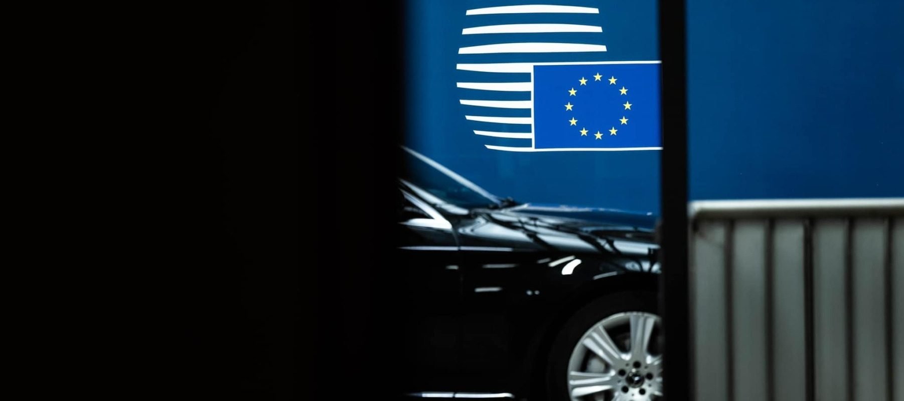 Criza economică europeană, la răscruce: Următoarele patru săptămâni, decisive Următoarele patru săptămâni vor determina dacă economia europeană se va confrunta cu o nouă criză, conform estimărilor
