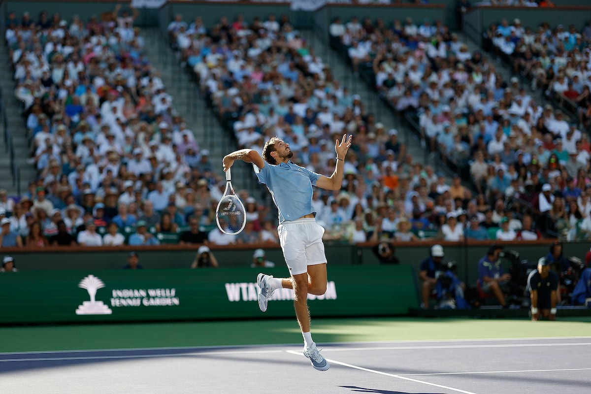 Medvedev rupe supremația lui Alcaraz la Indian Wells 2026: Meci EPIC!