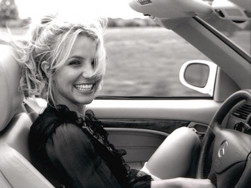 Britney Spears, arestată în California Cântăreața americană Britney Spears a fost reținută de autoritățile din California, conform înregistrărilor oficiale ale biroului șerifului din comitatul Ventura