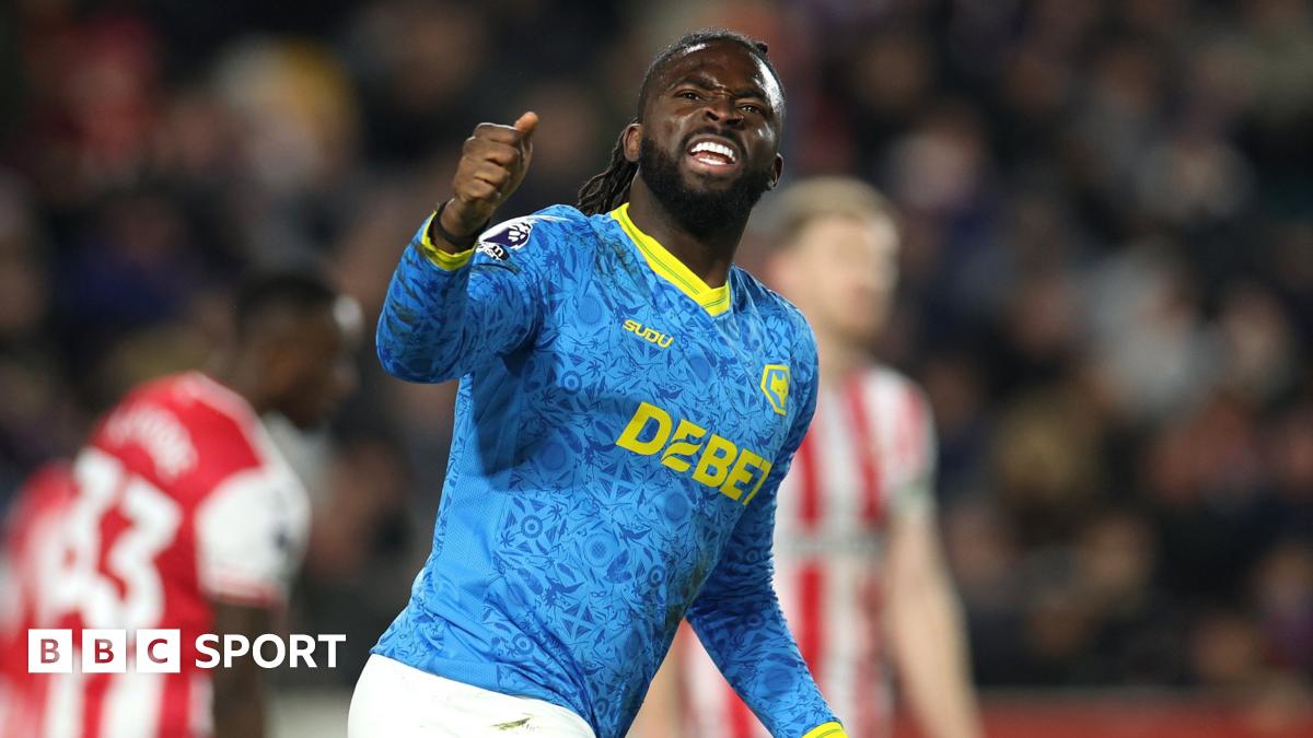Avalanșă de goluri: Un meci nebun între Brentford și Wolves Un spectacol de goluri a avut loc pe terenul de fotbal, unde echipele Brentford și Wolverhampton Wanderers au oferit un meci spectaculos pentru fanii fotbalului