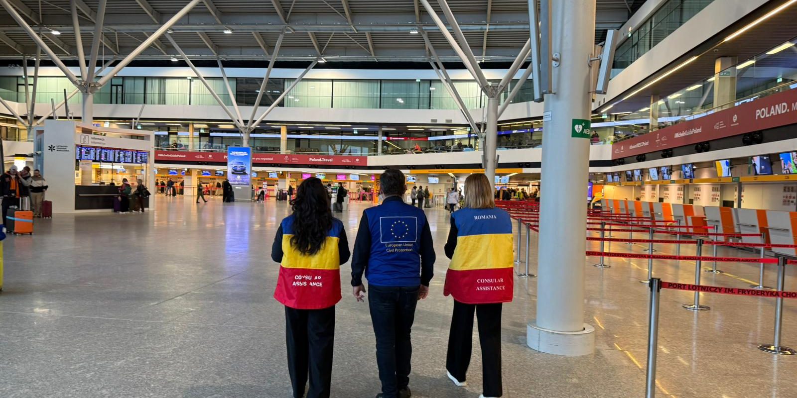 Zboruri de evacuare din Oman, finanțate de Uniunea Europeană, au adus peste 350 de cetățeni români pe Aeroportul Otopeni Două zboruri de evacuare din Oman, organizate ca urmare a conflictului din Orientul Mijlociu, au aterizat luni dimineață pe Aeroportul Internațional Henri Coandă București – Otopeni