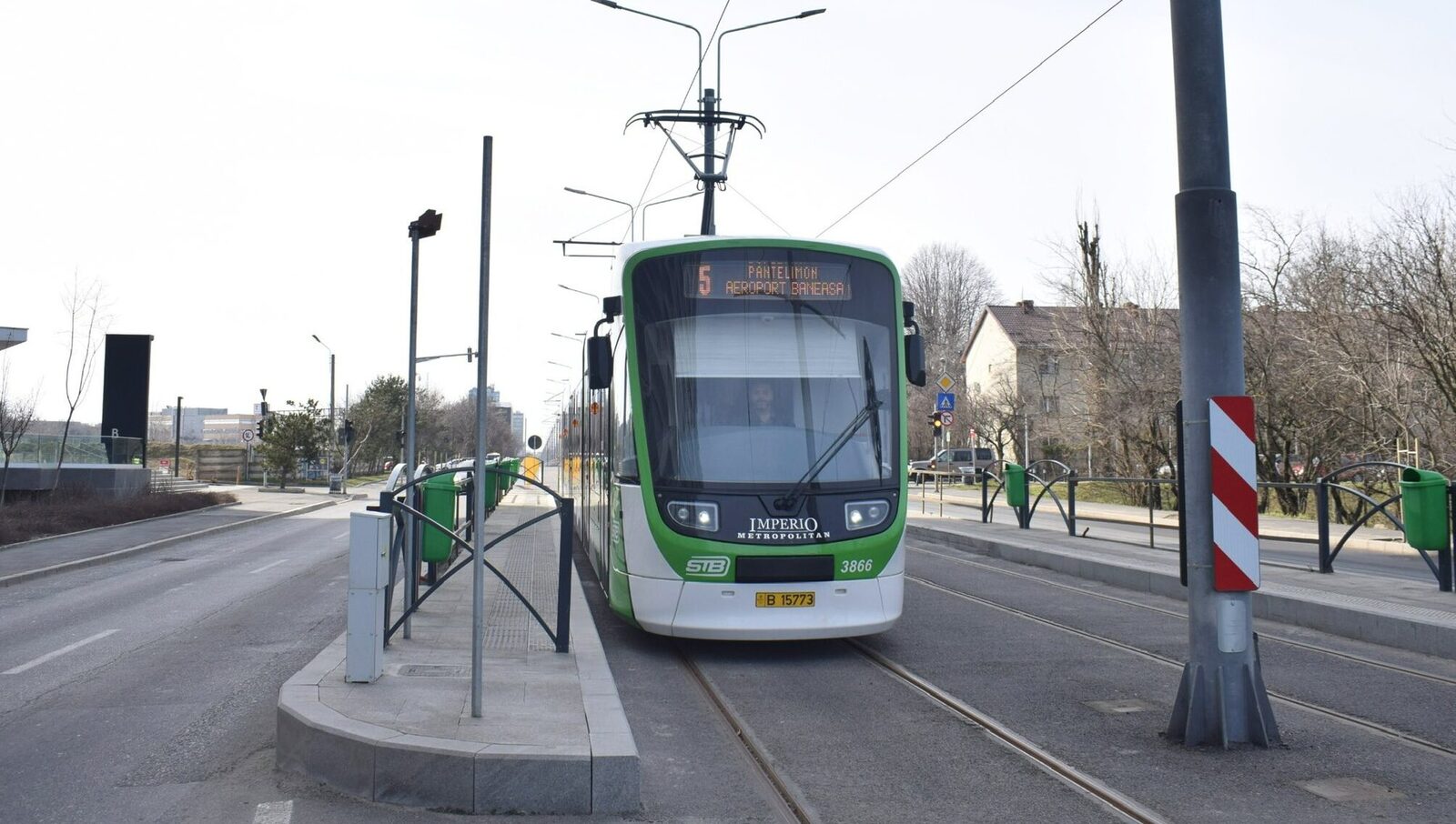 Modificări majore la transportul public din București: Linia de tramvai 5, reintrodusă cu traseu nou Începând de luni, 9 martie 2026, locuitorii Bucureștiului se vor confrunta cu schimbări semnificative în ceea ce privește transportul public