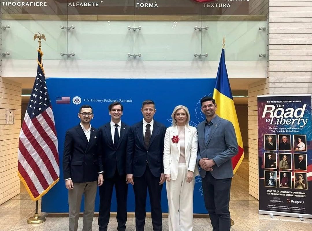 Eveniment la Ambasada SUA: Deputatul Andrei Baciu celebrează relația româno-americană București, [data de azi] – Deputatul PNL Andrei Baciu a participat la recepția organizată de Ambasada Statelor Unite ale Americii la București, un eveniment care a celebrat legăturile puternice dintre România și Statele Unite