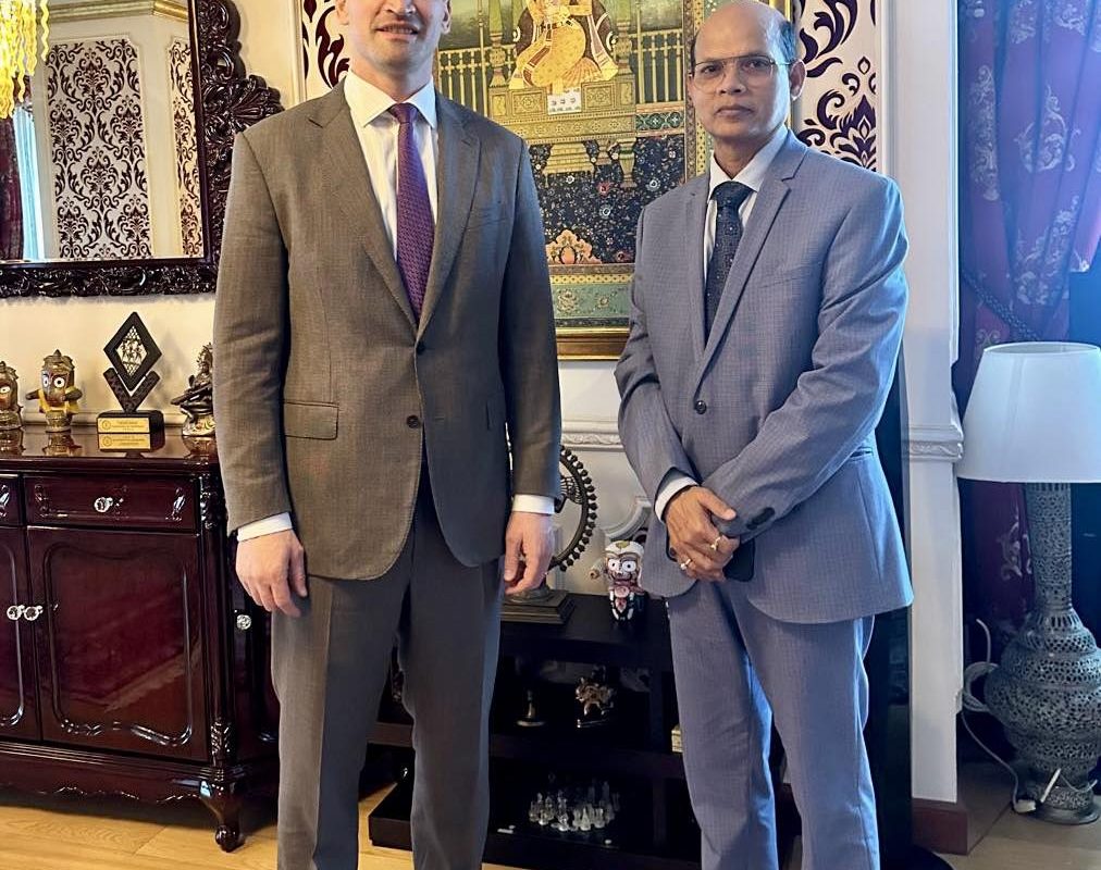 Andreea Baciu discută despre importanța inteligenței artificiale cu ambasadorul Indiei în România București, România – Deputatul PNL Andrei Baciu a discutat recent, cu E.S