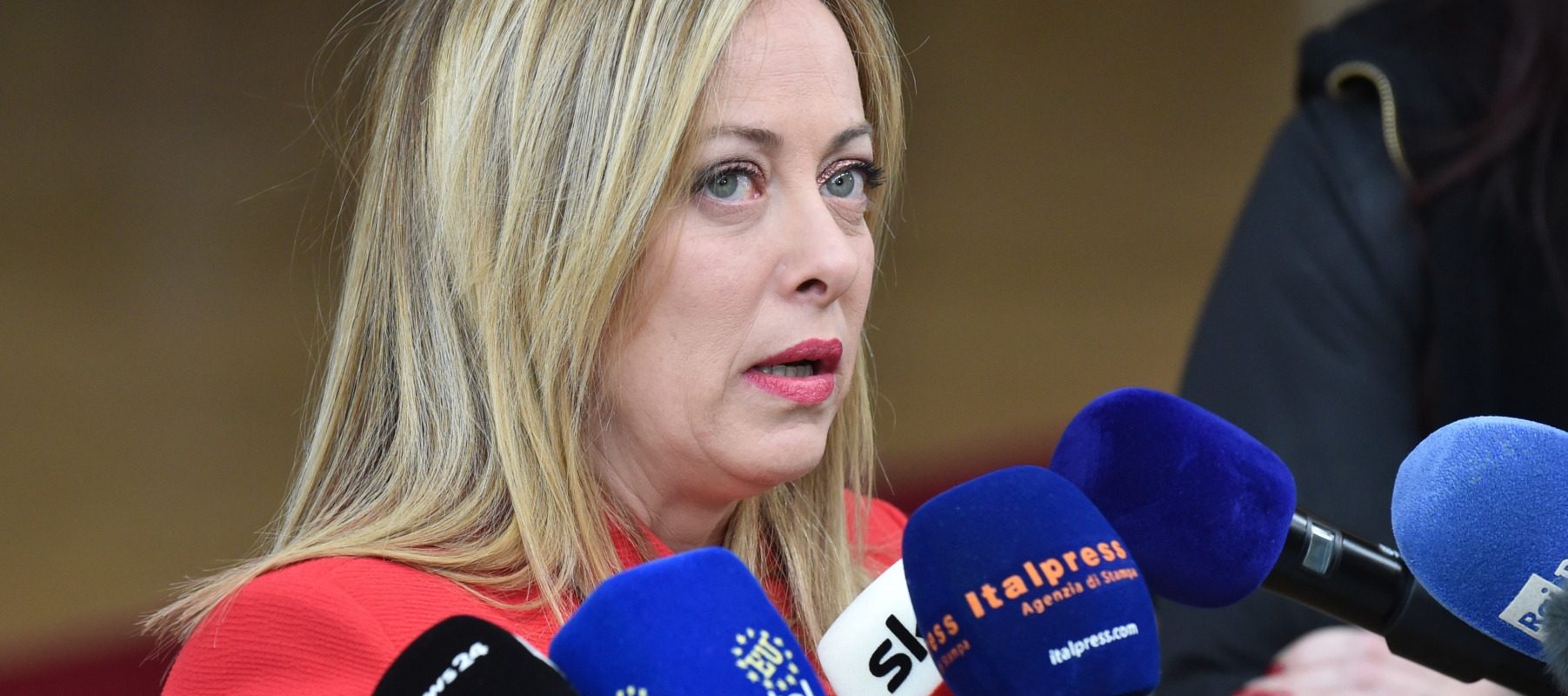 Opoziția italiană, îngrijorată de posibila implicare a Italiei în operațiuni militare împotriva Iranului Partidele de opoziție din Italia, Mișcarea Cinci Stele (M5S) și Partidul Democrat (PD), au solicitat miercuri în parlament premierului Giorgia Meloni să exprime o poziție clară cu privire la utilizarea bazelor militare italiene de către Statele Unite ale Americii, în eventuale operațiuni militare împotriva Iranului