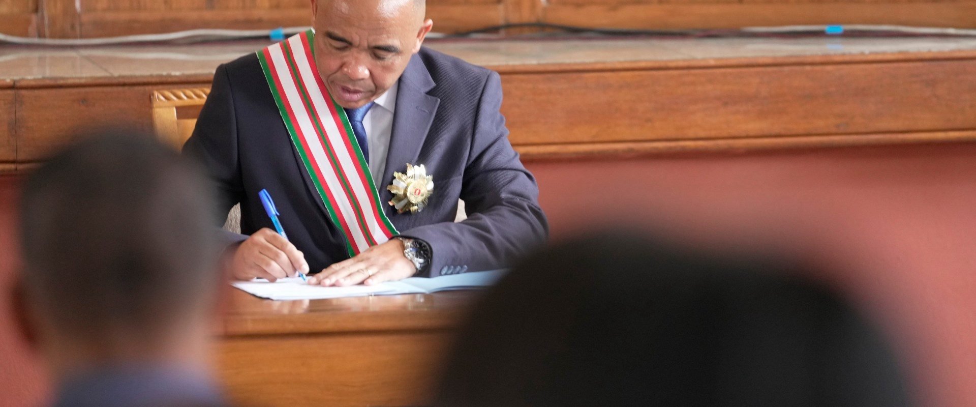 Schimbare la vârful guvernului în Madagascar: Un nou premier numit de președinte Antananarivo, Madagascar – Președintele din Madagascar, Michael Randrianirina, a anunțat numirea lui Mamitiana Rajaonarison în funcția de prim-ministru