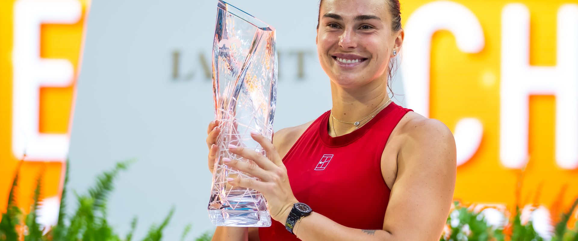 Miami Open 2026: Aryna Sabalenka își apără titlul într-o competiție de elită, cu întreg Top 10 WTA prezent Turneul de tenis Miami Open, parte a circuitului WTA 1000, va debuta pe 17 martie, cu promisiunea unui spectacol de excepție
