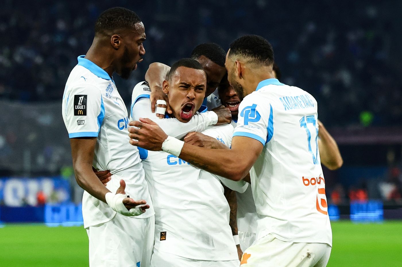 Aubameyang salvează om, kombouare dă viață lui paris fc
