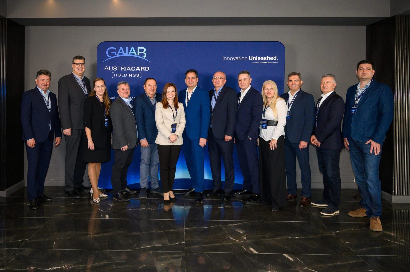 Austriacard Holdings lansează o platformă de inteligență artificială dezvoltată în România Austriacard Holdings a prezentat recent GaiaB™ Appliance, o soluție completă de inteligență artificială, dezvoltată în colaborare cu Dell Technologies