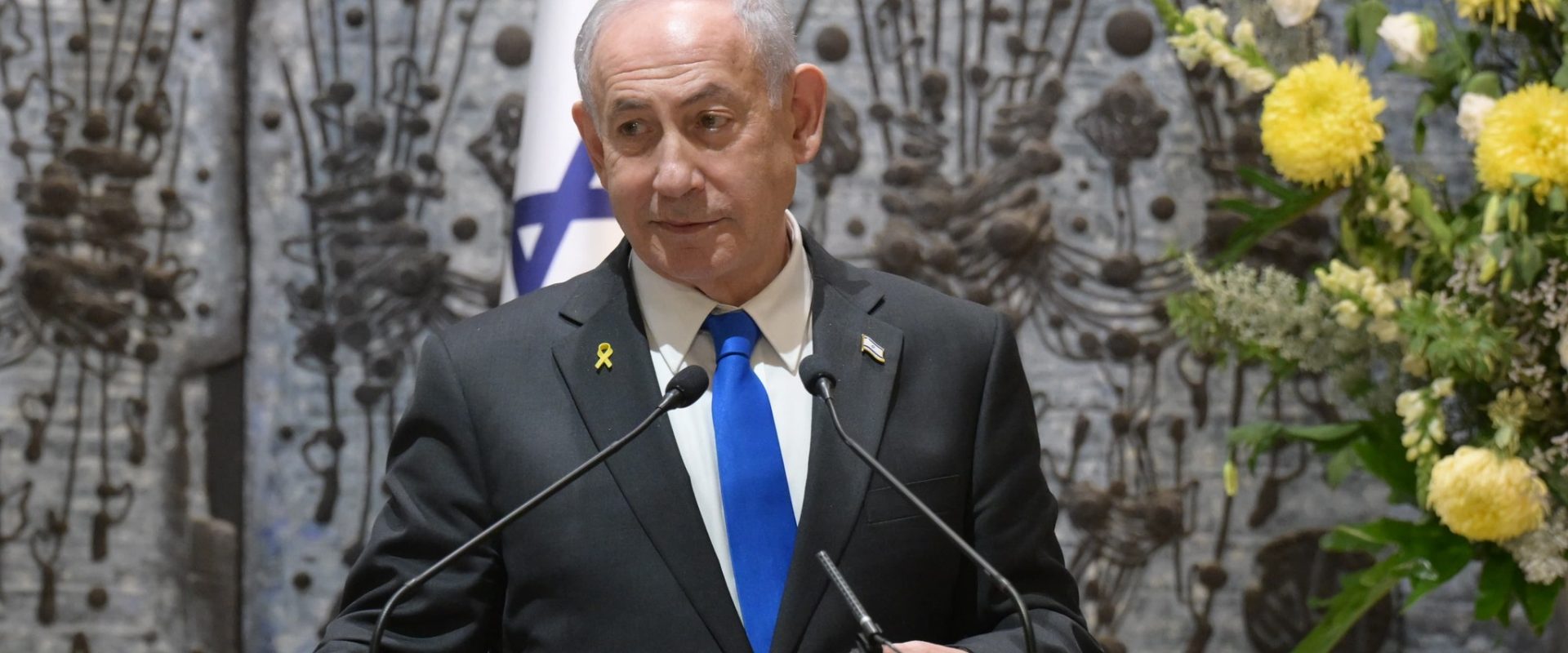Atacuri israeliene asupra Teheranului: Netanyahu promite intensificarea operațiunilor Premierul israelian Benjamin Netanyahu a anunțat, duminică, intensificarea loviturilor asupra Teheranului în următoarele zile, marcând a doua zi a ofensivei israeliano-americane împotriva Iranului