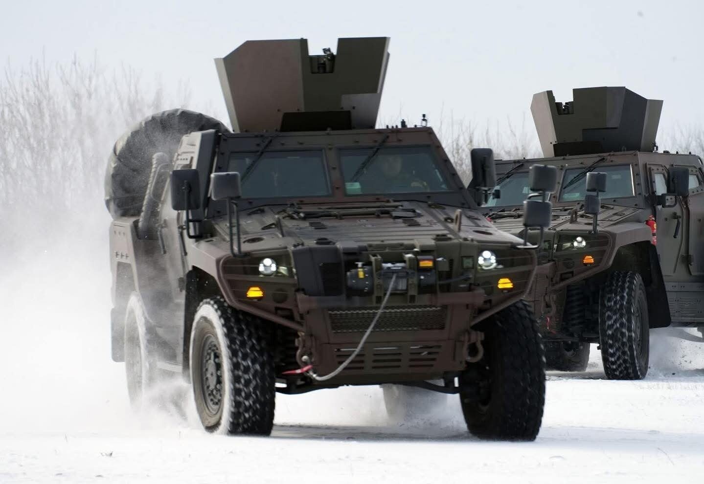 Blindate COBRA II, pe drumurile din România: Armata distribuie noile echipamente Unități militare românești vor primi în perioada 4-18 martie autovehicule tactice blindate COBRA II