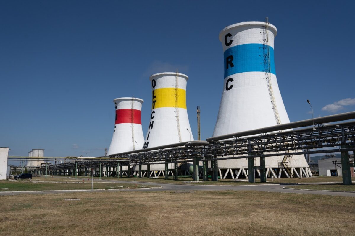 Chimcomplex Borzești oprește producția și concediază masiv