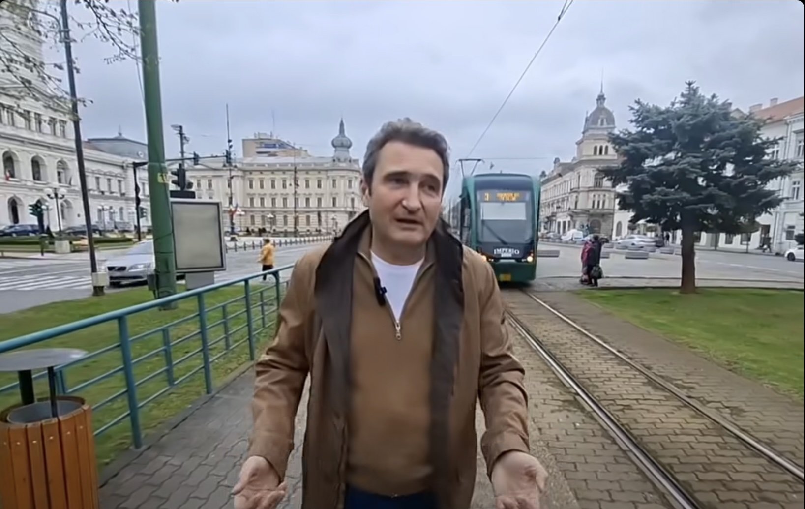 Arad: Bilet de 1 leu pentru transportul public, o măsură de contracarare a scumpirilor la carburanți Primăria Municipiului Arad introduce un bilet de 1 leu, valabil 24 de ore, pentru transportul public