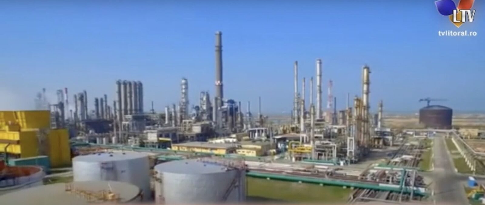 Criza pe piața petrolului: Guvernul limitează adaosul comercial pentru benzină și motorină Ministerul Energiei a lansat un proiect de ordonanță de urgență care vizează o posibilă criză pe piața petrolului și a produselor petroliere