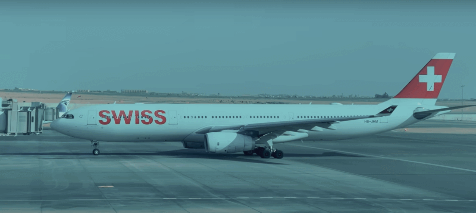 Swiss Airlines oferă compensații substantiale pentru personalul de zbor, pe fondul reducerilor operaționale Compania aeriană elvețiană Swiss International Air Lines (Swiss Airlines) a lansat o ofertă de demisie voluntară pentru membrii echipajului de cabină, oferind compensații financiare semnificative