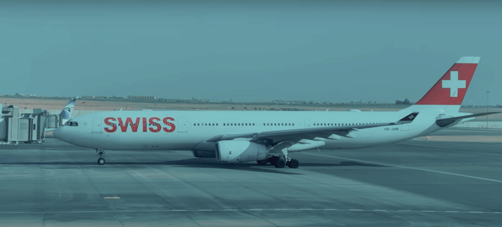 Swiss Airlines oferă compensații substantiale pentru personalul de zbor, pe fondul reducerilor operaționale Compania aeriană elvețiană Swiss International Air Lines (Swiss Airlines) a lansat o ofertă de demisie voluntară pentru membrii echipajului de cabină, oferind compensații financiare semnificative