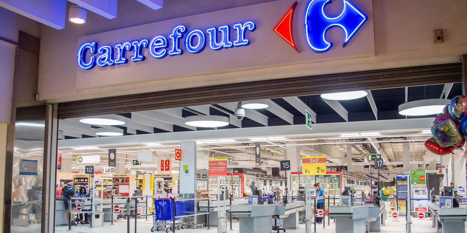 Carrefour lansează un sistem de muncă „pay-per-task” în magazinele din România Retailerul Carrefour implementează în România un model de muncă „pay-per-task”, prin care oferă posibilitatea colaboratorilor externi să efectueze sarcini specifice în magazine