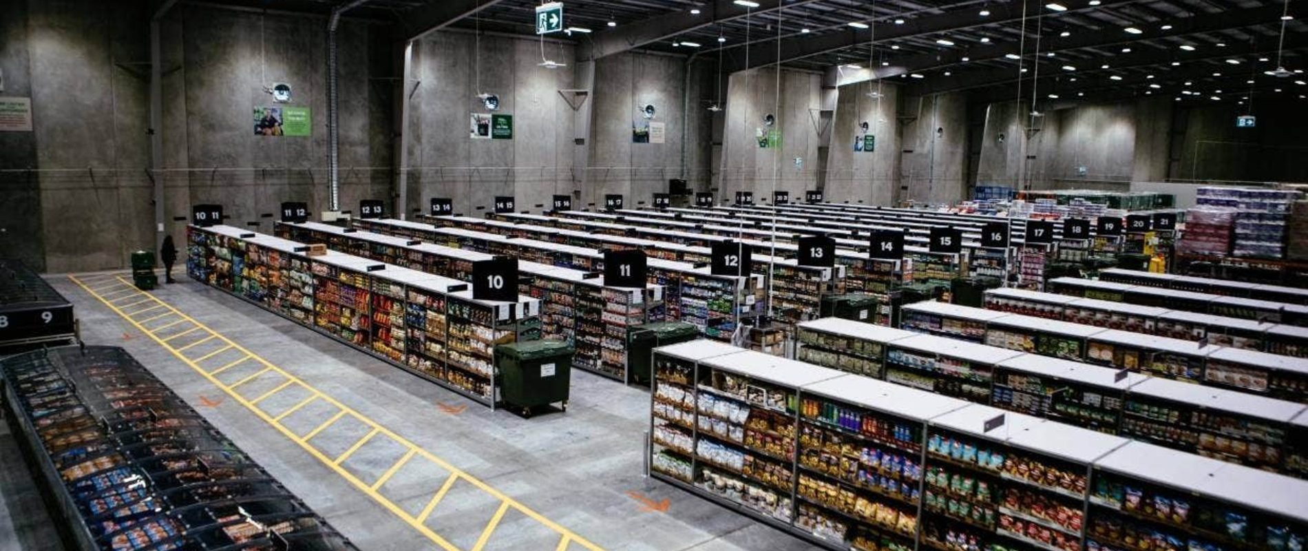 Freshful își extinde rapid rețeaua de magazine „dark store”, cu livrare în doar 30 de minute Freshful, hipermarketul 100% online, accelerează expansiunea în România prin magazinele de tip „dark store”, optimizate pentru livrări rapide