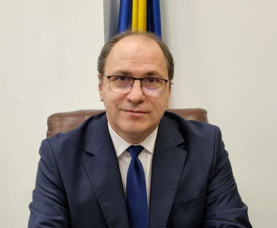Mihai Dimian a preluat oficial funcția de ministru al Educației Mihai Dimian, propus pentru funcția de ministru al Educației, a depus marți, 3 martie 2026, jurământul în fața președintelui Nicușor Dan