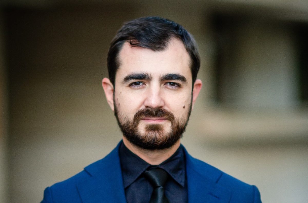 Năsui critică planul de asistență socială și propune reconfigurarea bugetară Deputatul USR Claudiu Năsui a criticat, luni, planurile de implementare a unui pachet de asistență socială, susținând că acesta nu ar trebui finanțat prin creșterea deficitului bugetar