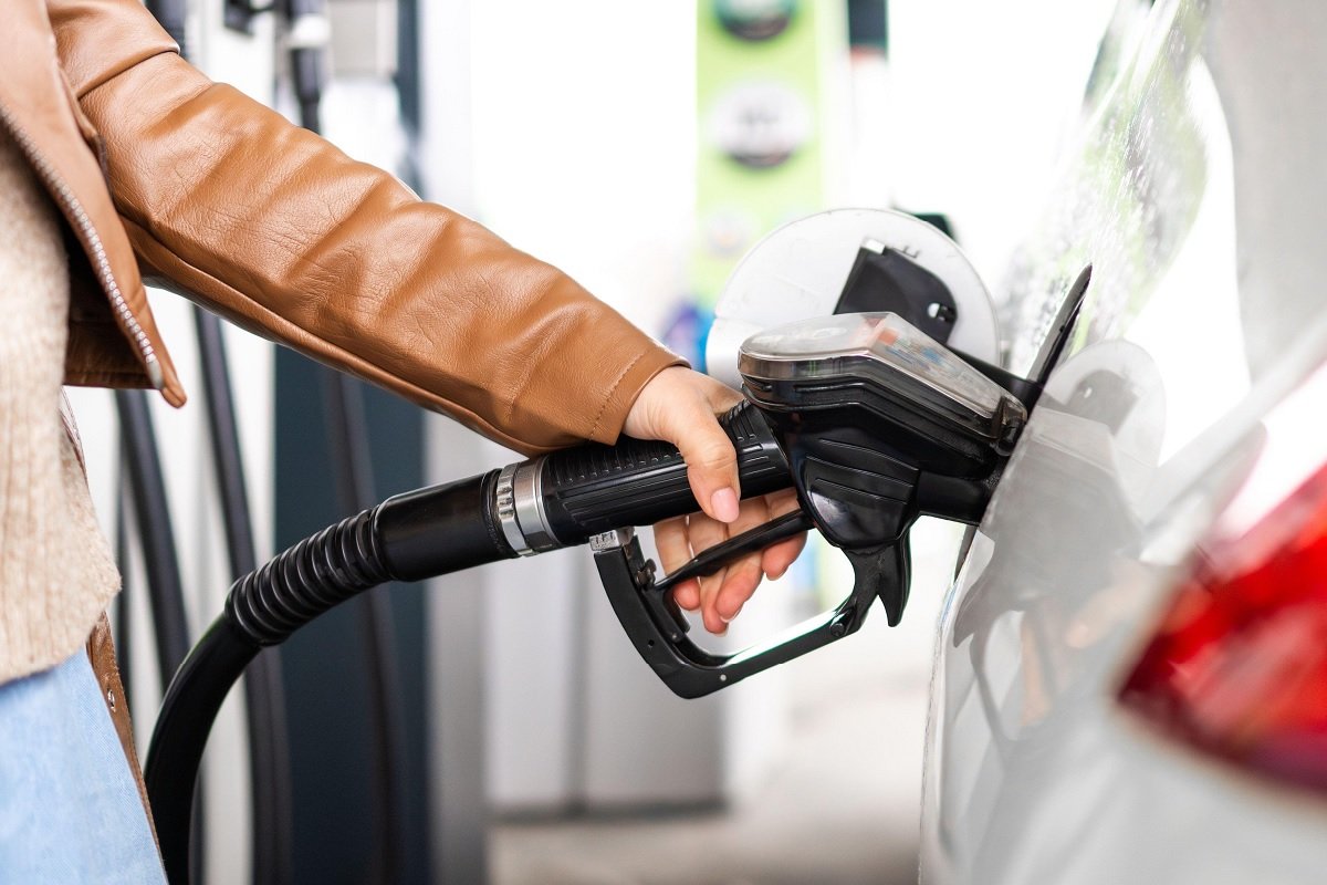 Motorina scumpă: Scenariu fără ieftiniri, spun experții