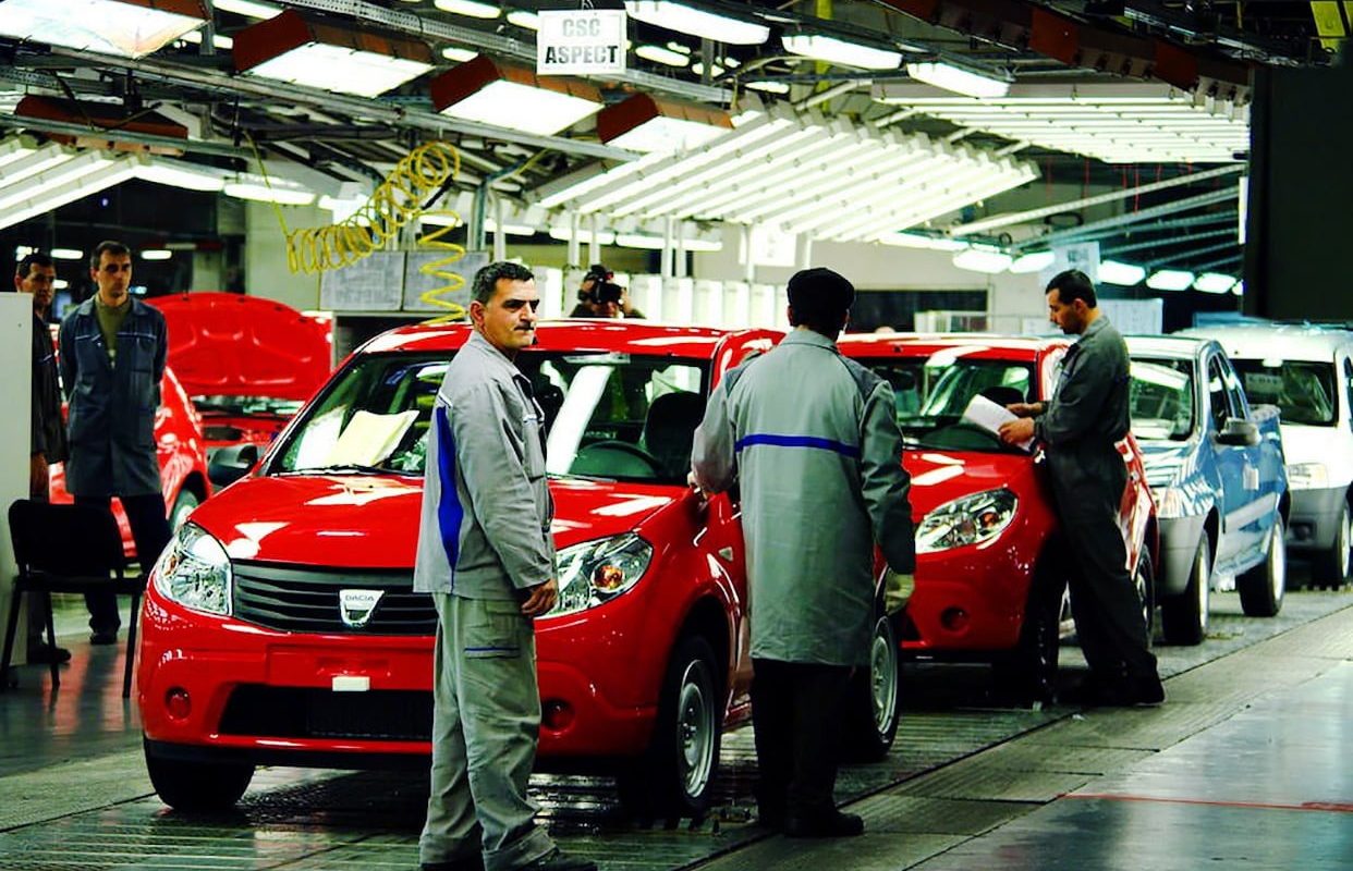 Dacia restrânge activitatea la mioveni: Ce implică plecările de angajați?