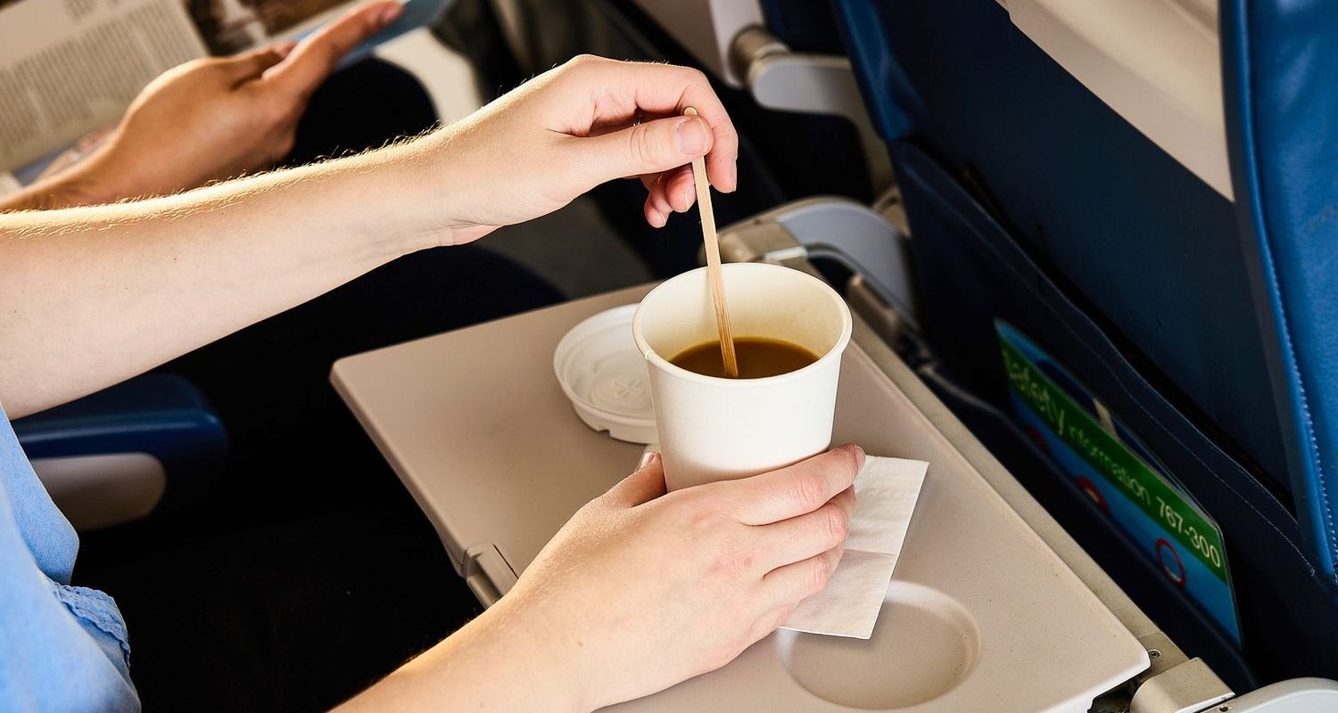 Când cafeaua devine aliat: Ora la care bei cafea contează, dar și ce mănânci Un complex de studii recente aruncă o nouă lumină asupra modului în care alimentația ne influențează sănătatea, punând accentul pe sincronizarea, compoziția alimentelor și felul în care le preparăm