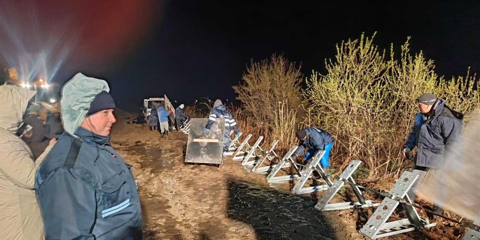 Viitură pe râul Putna: Mircești, sub Cod Portocaliu de Inundații Mircești, județul Vrancea, se confruntă cu o situație critică din cauza viiturii formate pe râul Putna