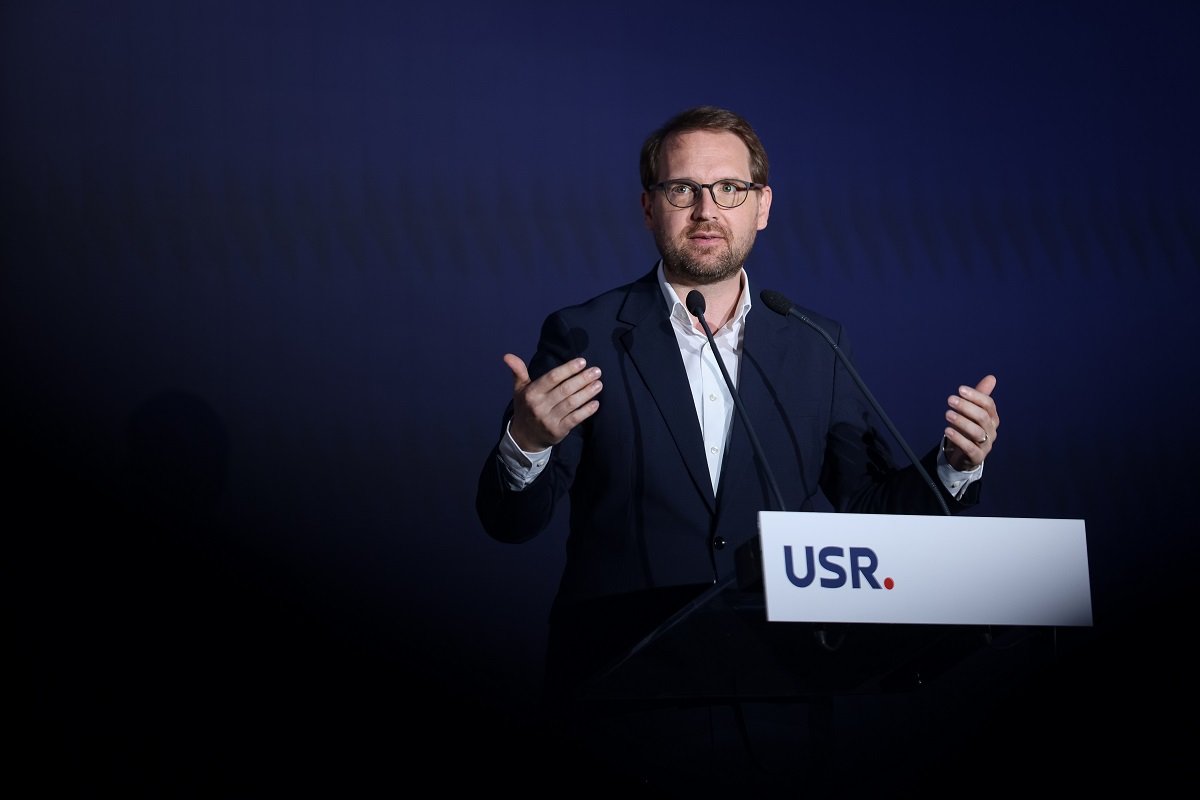 Fritz propune colegilor menținerea coaliției și o posibilă ruptură cu PSD Președintele USR, Dominic Fritz, va propune colegilor să voteze menținerea acordului de coaliție actual