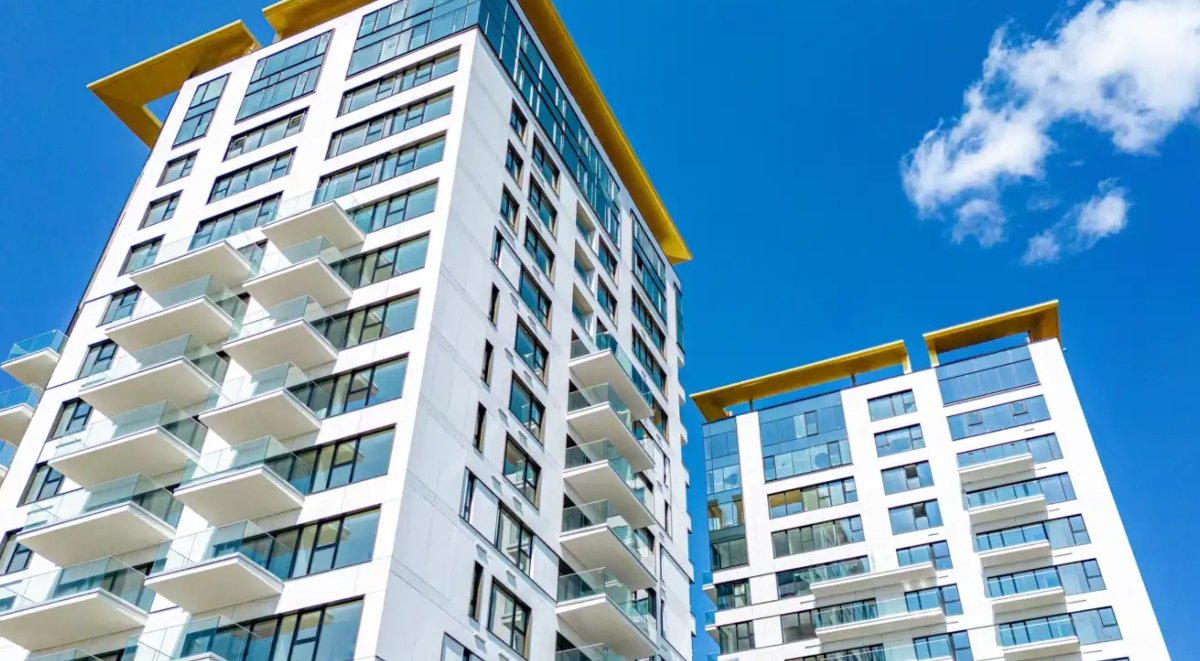 Un nou complex rezidențial se ridică pe Barbu Văcărescu: One Floreasca Sunset promite 221 de apartamente Compania One United Properties a anunțat planurile de a construi un nou proiect rezidențial în București, denumit One Floreasca Sunset