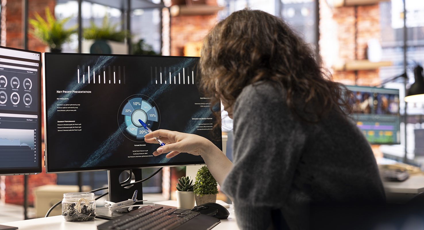 AI-ul redefinește productivitatea în companii: angajații economisesc ore prețioase cu ajutorul tehnologiei Adoptarea inteligenței artificiale (AI) în mediul de lucru crește rapid, cu un impact semnificativ asupra productivității