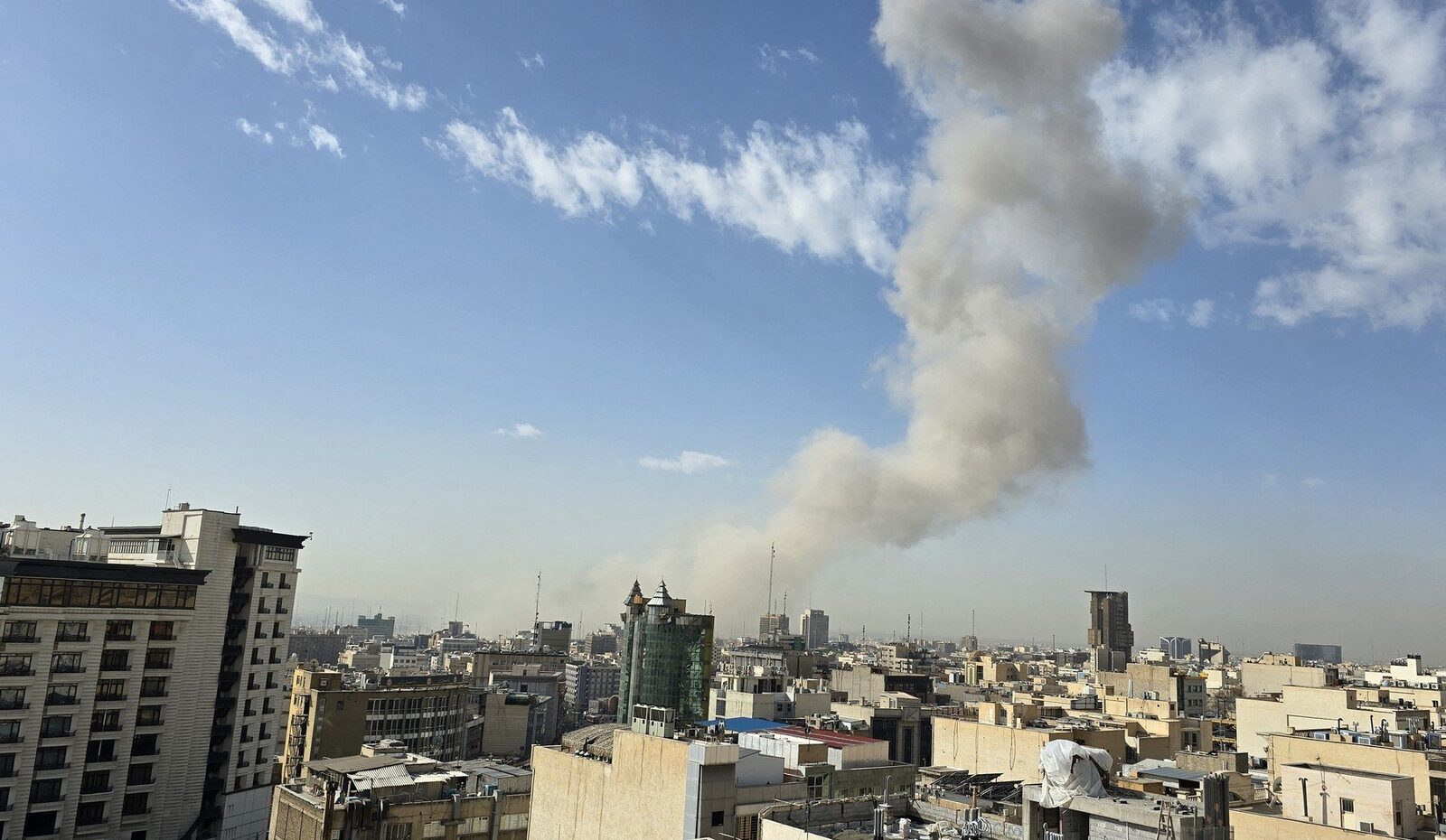 Costuri astronomice: Războiul din Iran a golit visteria americană cu miliarde de dolari Primele zile de conflict cu Iranul au generat cheltuieli colosale pentru Statele Unite