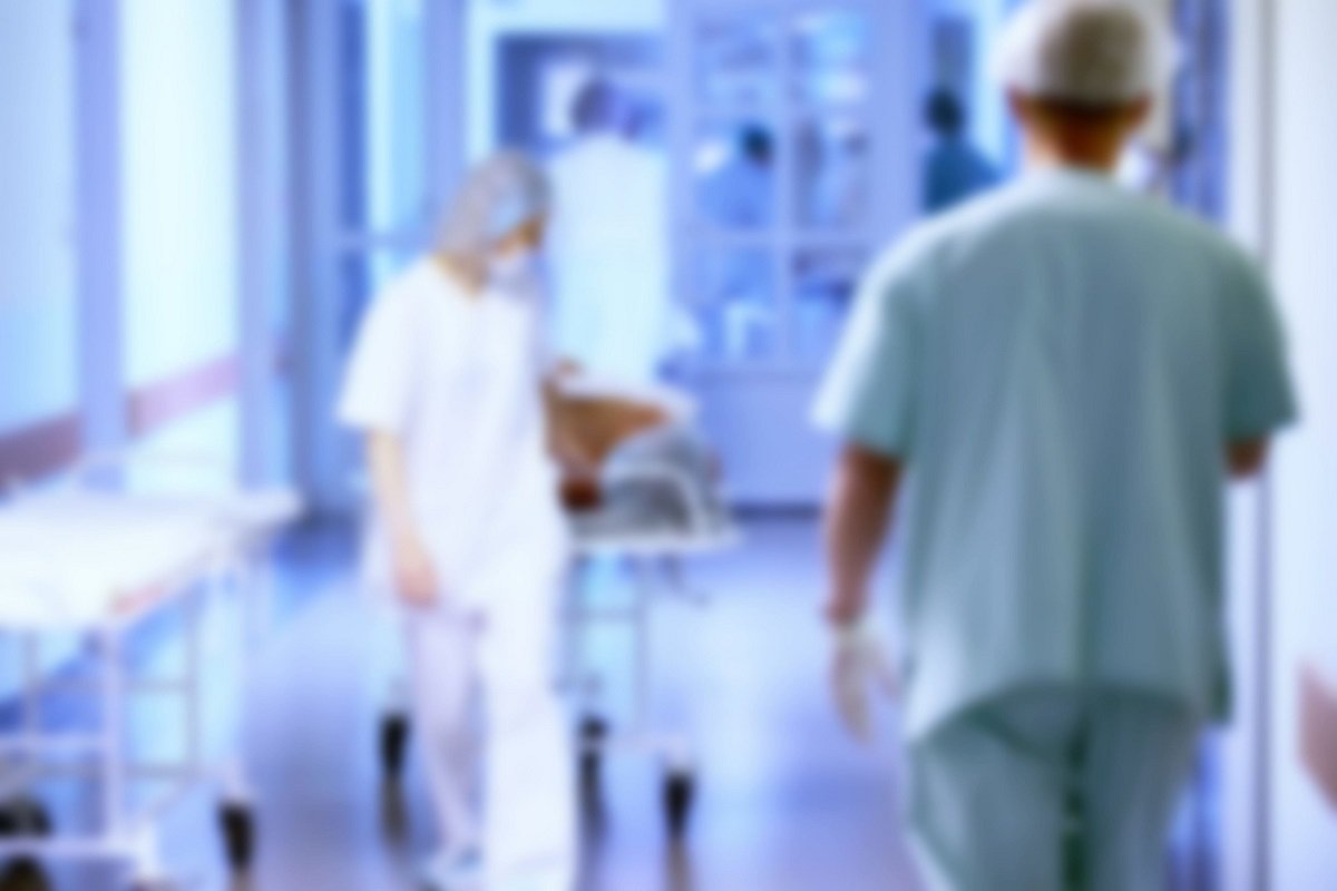 Gărzi medicale: Vechime recunoscută, dar cu riscuri pentru medici? O propunere legislativă vizează recunoașterea orelor de gardă efectuate de personalul medical ca vechime în muncă și, implicit, în specialitate