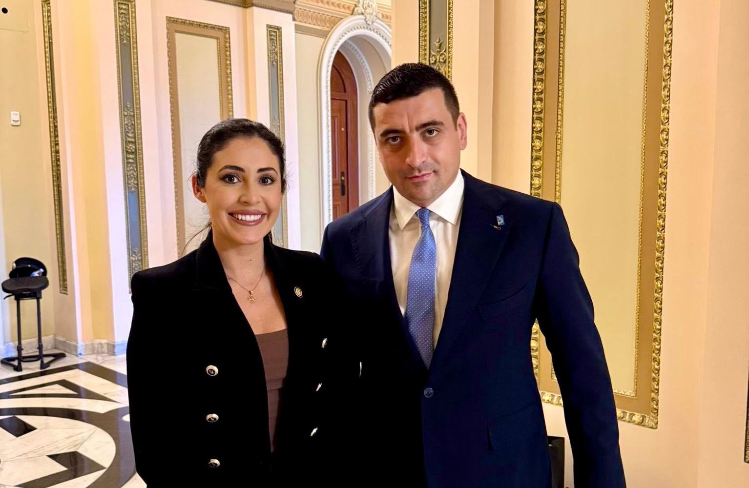 Delegație a parlamentului rus, așteptată în statele unite, în pofida sancțiunilor O delegație a Dumei de Stat din Rusia se pregătește să efectueze o vizită în Statele Unite ale Americii, la invitația omologilor americani, conform informațiilor apărute în spațiul public