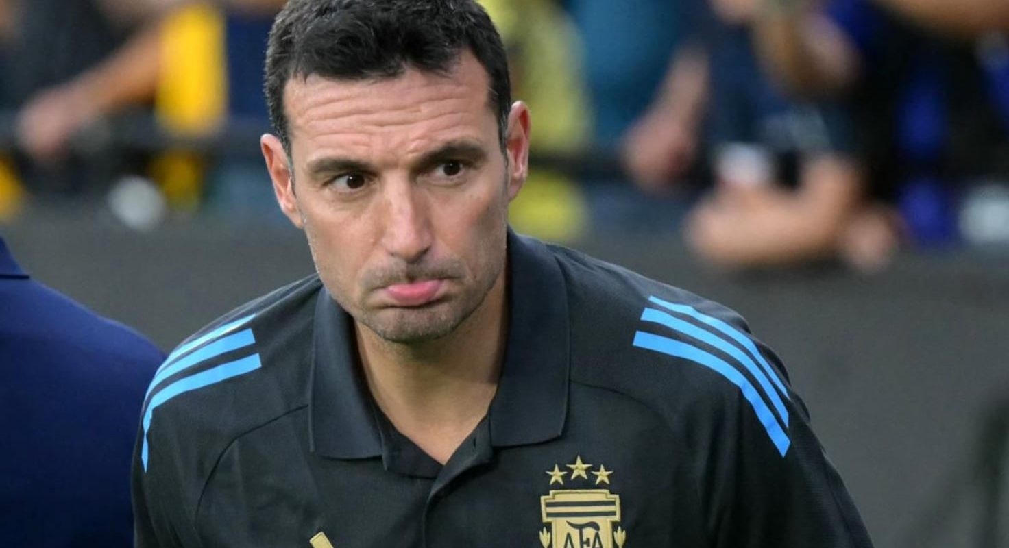 Argentina surprinde din nou: Zambia, următorul adversar inedit într-un meci amical Buenos Aires, Argentina – Echipa națională de fotbal a Argentinei a confirmat un al doilea meci amical neobișnuit, de această dată împotriva Zambiei