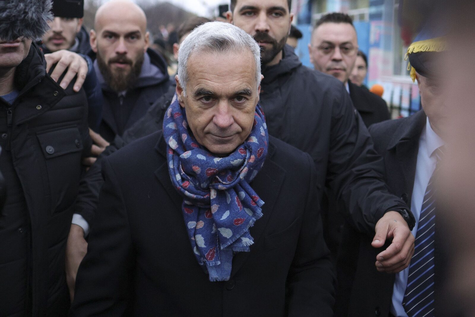Înalta Curte de Casație și Justiție, acțiune în instanță împotriva Guvernului? Fostul candidat la președinție Călin Georgescu a anunțat, în data de 25 martie, la Metropola TV, că Înalta Curte de Casație și Justiție (ICCJ), condusă de Lia Savonea, va intenta un proces Guvernului