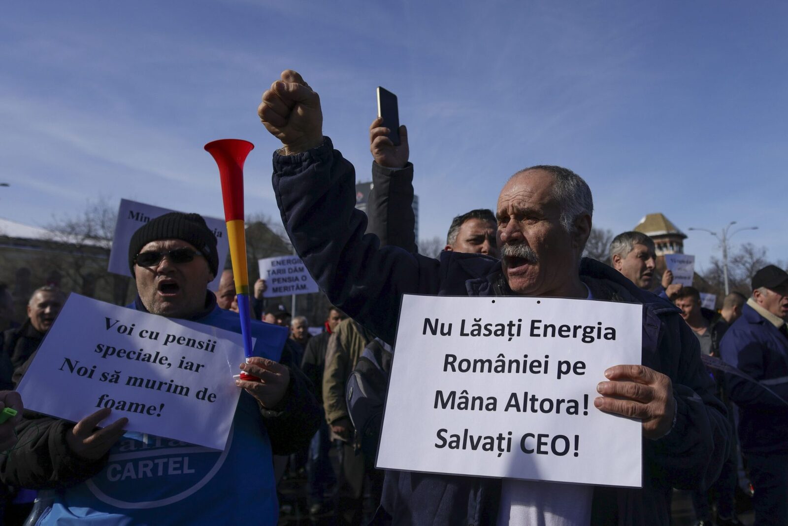 Minerii din Oltenia, gata de protest în Piața Victoriei Minerii de la Complexul Energetic Oltenia (CEO) sunt așteptați să protesteze marți, 24 martie 2026, în Piața Victoriei, în fața Guvernului
