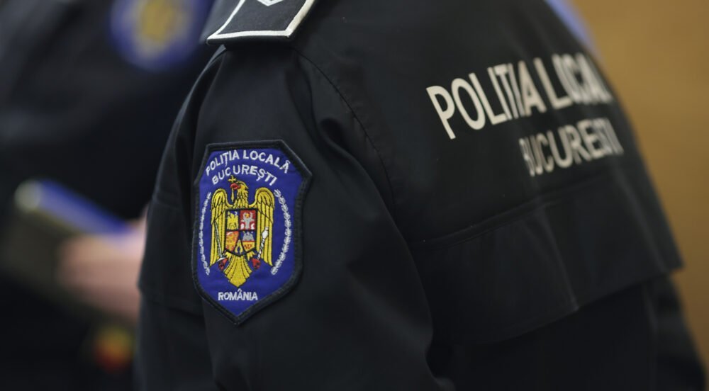 Poliția Locală București a aplicat aproape 6.000 de amenzi în primele două luni ale anului În primele două luni ale acestui an, polițiștii locali din București au aplicat aproape 6.000 de amenzi, potrivit datelor oficiale