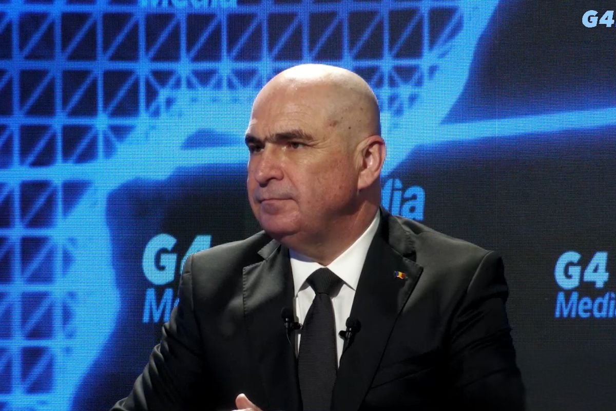 Guvernul pregătește măsuri pentru limitarea prețului la carburanți Premierul Ilie Bolojan a anunțat, într-un interviu acordat joi, că guvernul analizează săptămâna viitoare un nou set de măsuri pentru a stopa creșterea prețului la carburanți