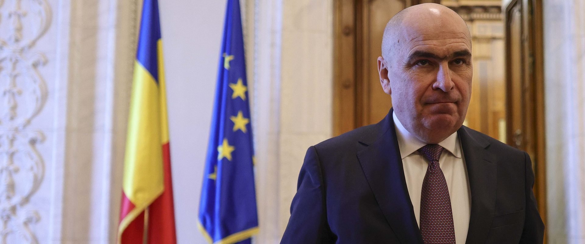 Guvernul pregătește noi măsuri pentru carburanți: scăderea accizei, pe masă București – Guvernul pregătește o nouă intervenție pe piața carburanților, după ce a adoptat, joi, o ordonanță de urgență care plafonează adaosurile comerciale