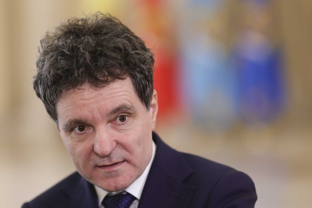 România se alătură eforturilor internaționale pentru libertatea de navigație în Strâmtoarea Ormuz Primarul general al Capitalei, Nicușor Dan, a anunțat că România se alătură unei declarații comune a Marii Britanii, Franței, Germaniei, Italiei, Olandei și Japoniei, privind asigurarea libertății de navigație în Strâmtoarea Ormuz