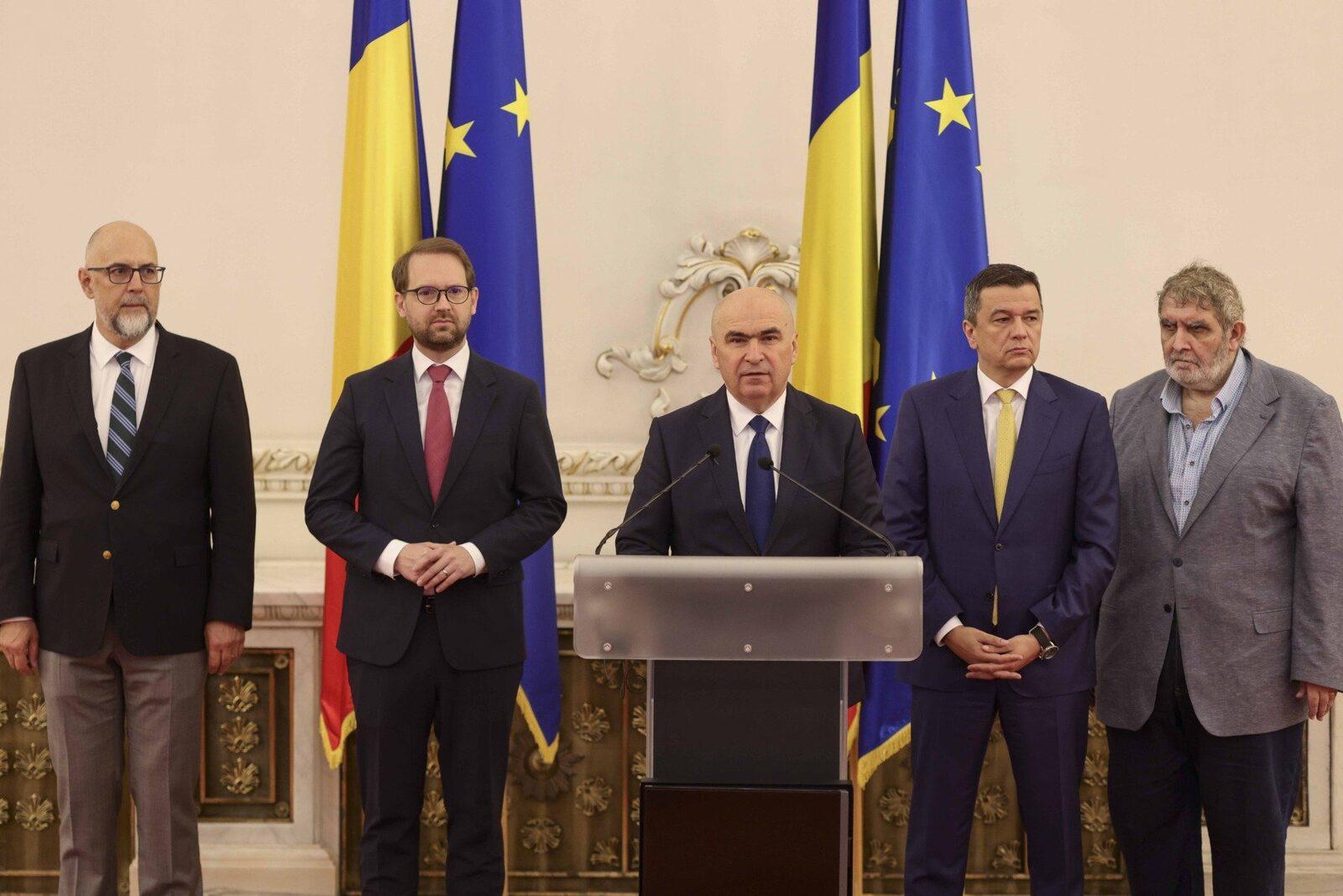 Ședință crucială pentru deblocarea bugetului: Liderii coaliției se întâlnesc astăzi București – Liderii coaliției de guvernare se reunesc astăzi, începând cu ora 10:00, într-o ședință crucială pentru a debloca bugetul de stat